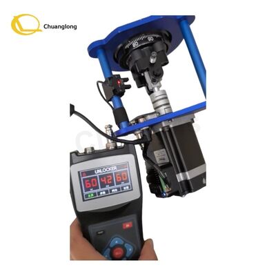 Máy dò tổ hợp tự động Grandmaster Auto CodeCracker cho két sắt ATM & Quay số cơ học Hệ thống động cơ/cảm biến để giải mã khóa két & ATM không phá hủy